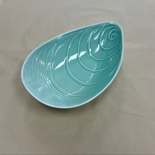 Mussel Ceramic Bowl 25cm