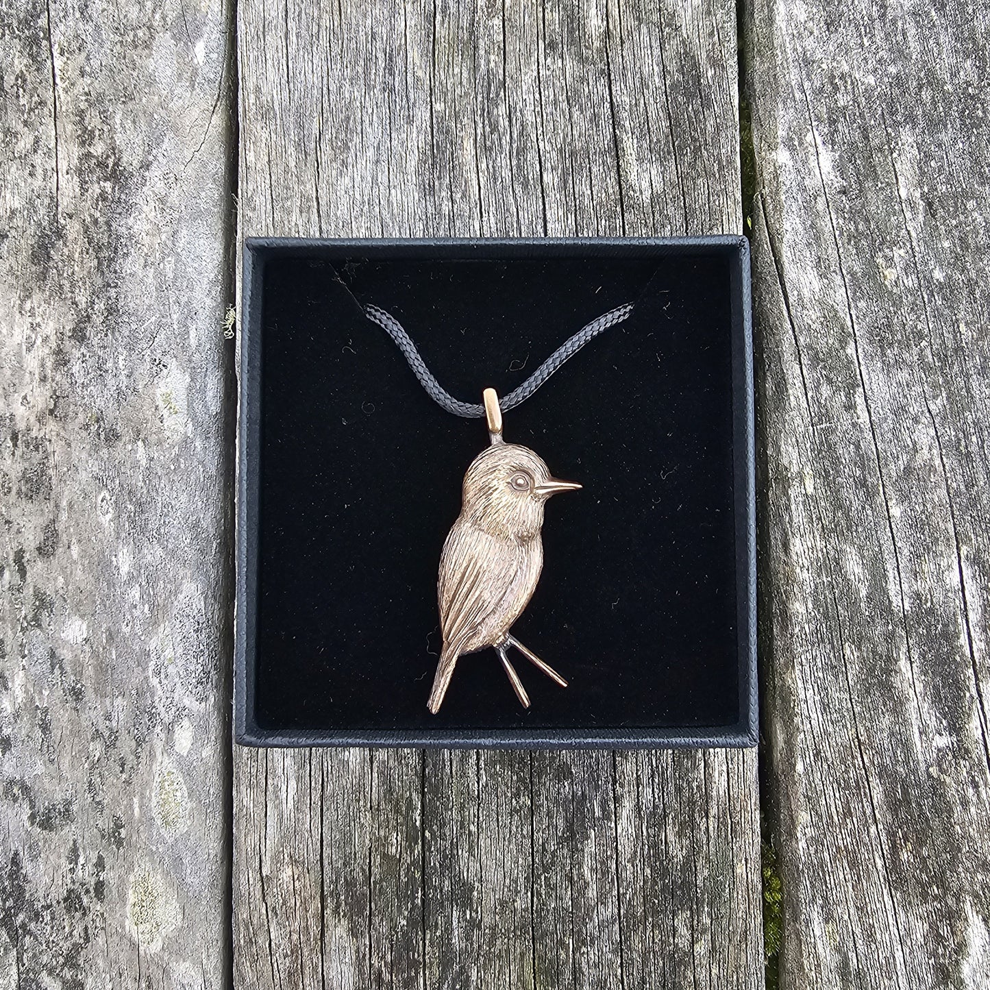 Bronze Necklace - Toutouwai / NI Robin