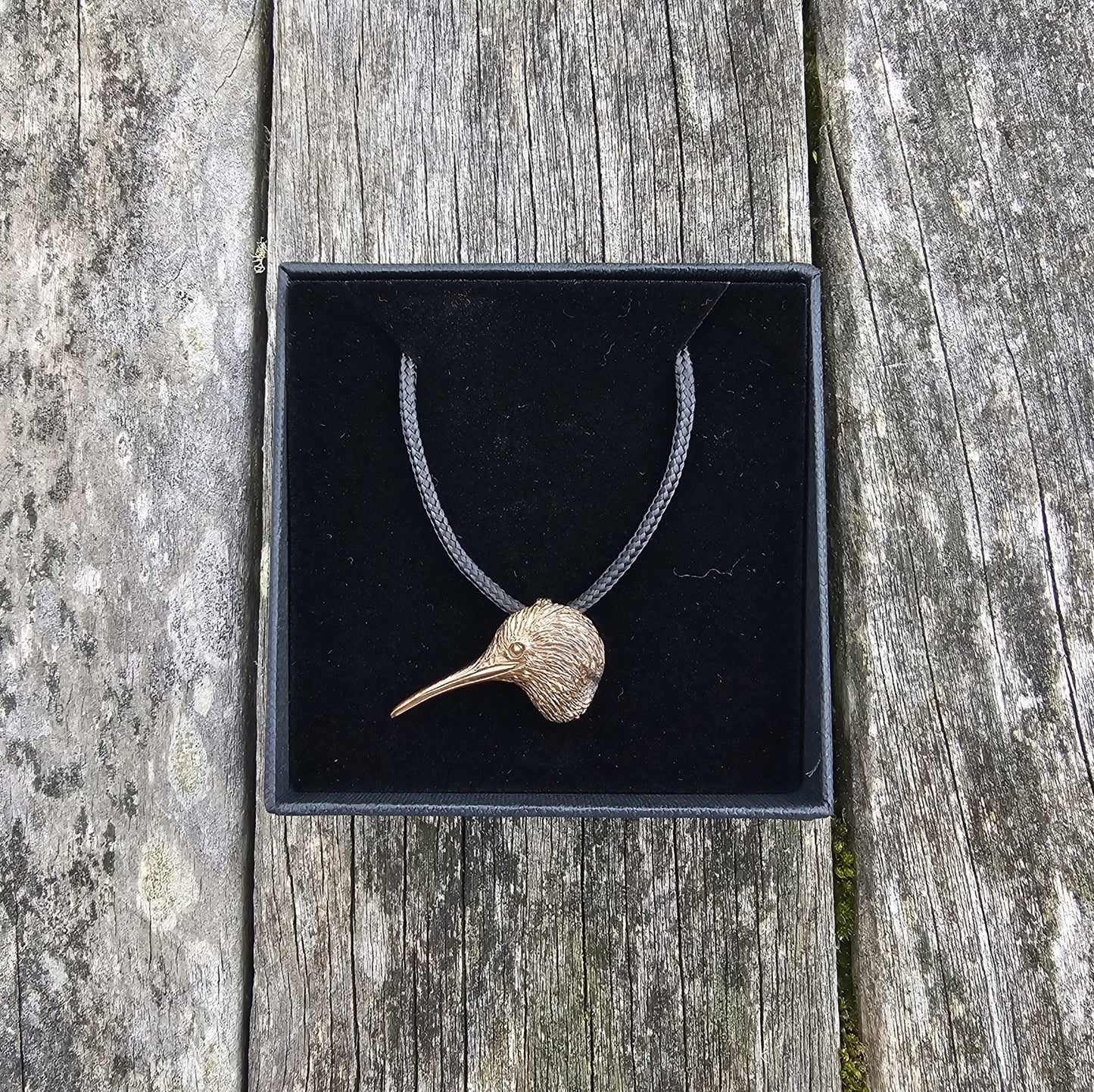 Bronze Necklace - Kiwi
