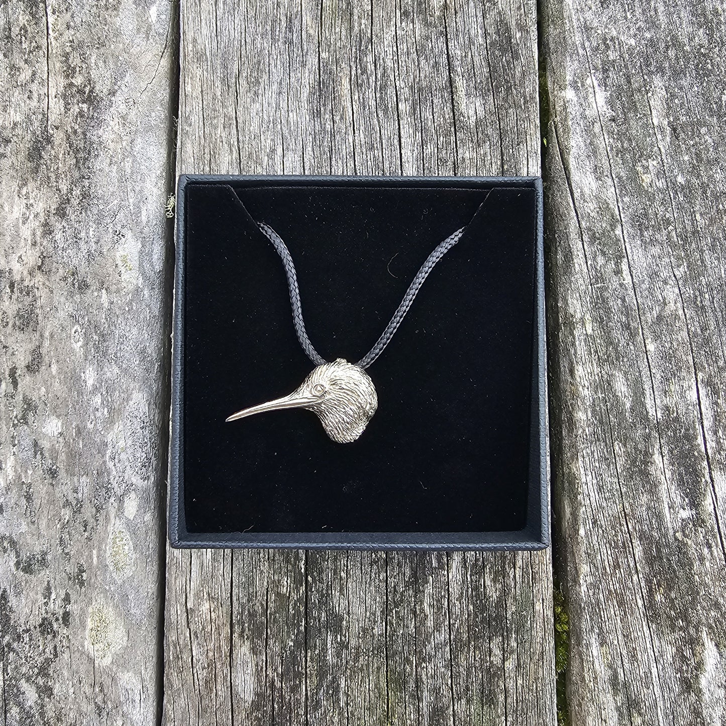 Bronze Necklace - Kiwi