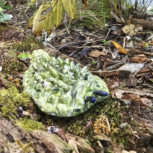 Ceramic Putoko Ropiropi  / Gherkin Slug