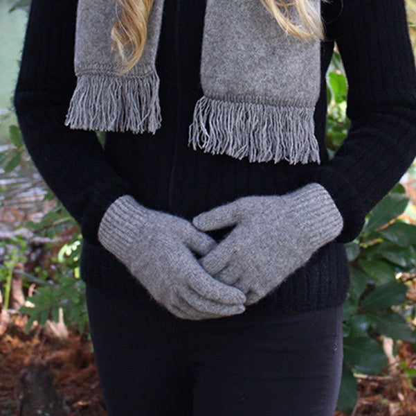 Lothlorian Plain Glove